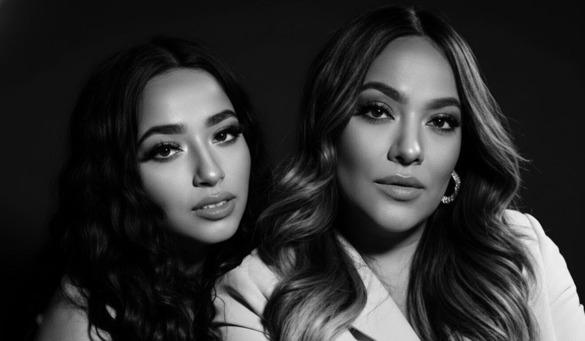 Lupita Karisma and Mayeli Alonso